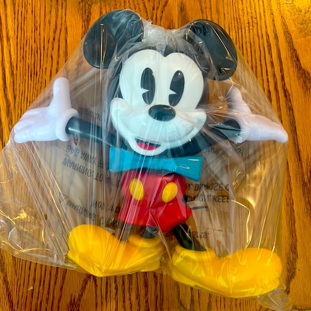 Mickey Mouse Celebration Sipper